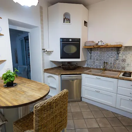 Panoramica A 民宿 *